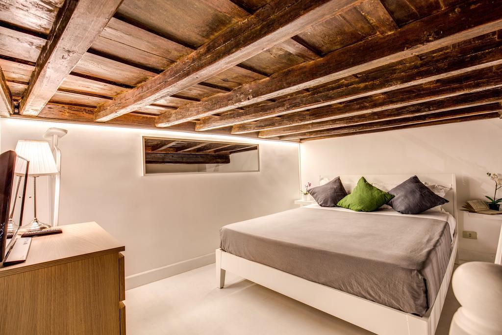 Malpasso Suite Рим Екстериор снимка